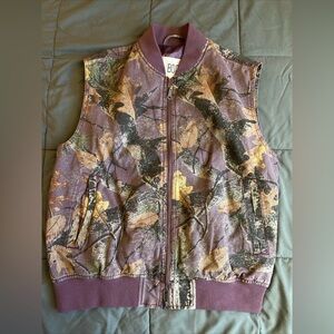 Purple BDG Camo Zip Up Vest (Women’s Small)